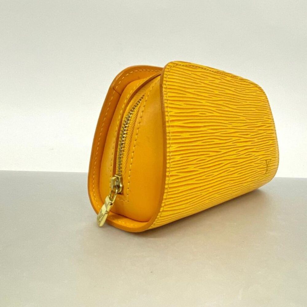 Louis Vuitton Dauphine Yellow Leather Clutch Bag (Pre-Owned) - Picture 4 of 10
